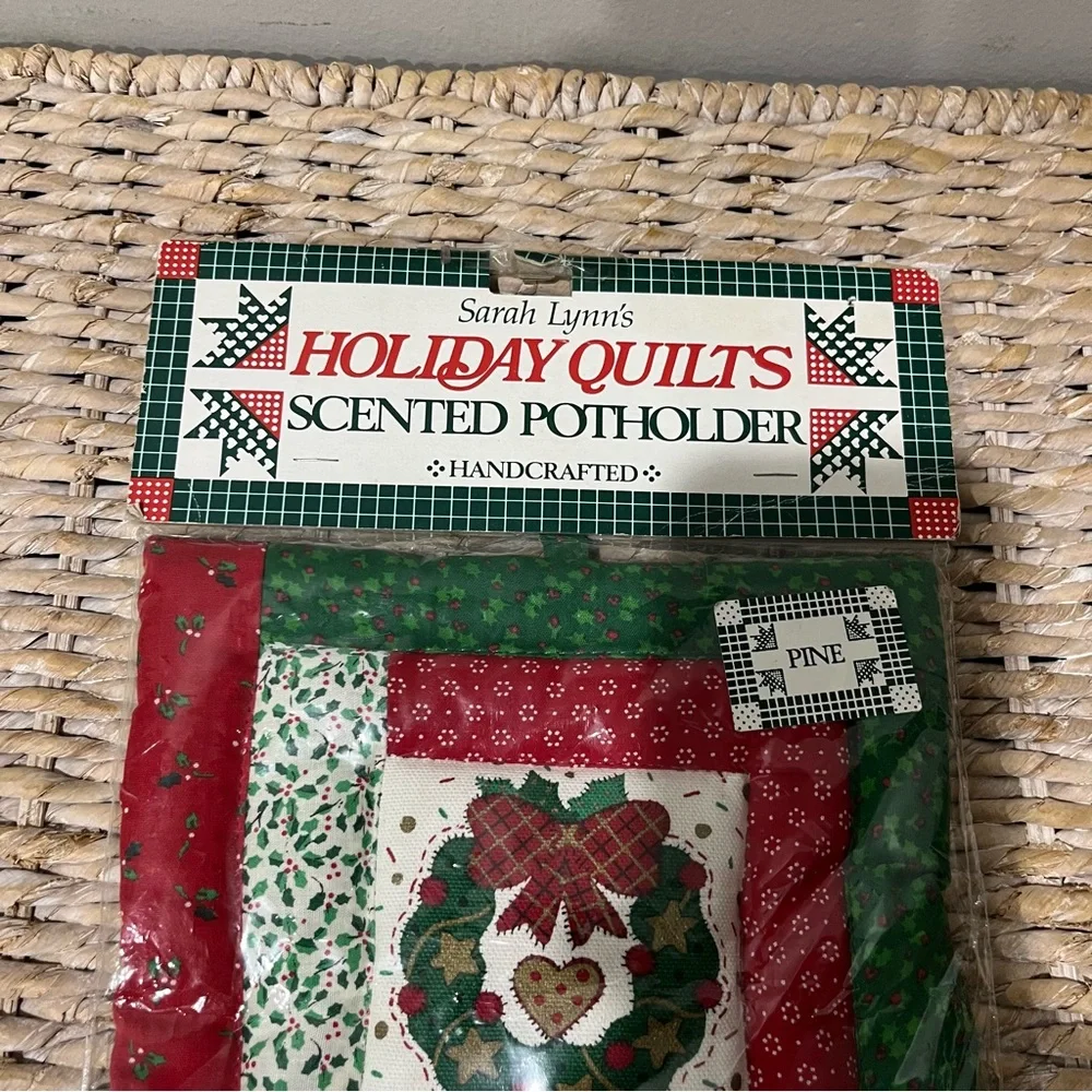 Vintage Sarah Lynn's‎ Holiday Quilts Scented Potholder hand crafted Pine Wreath